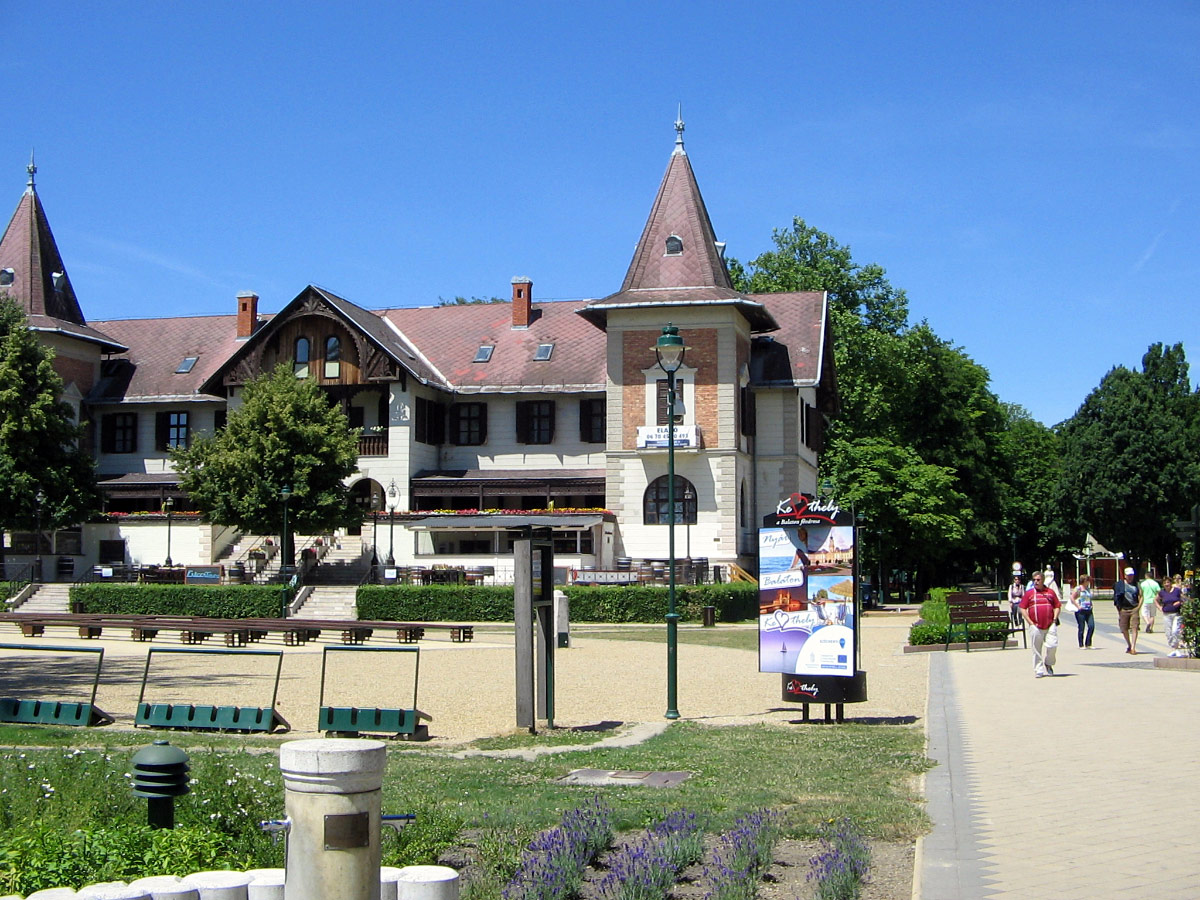 Keszthely (Photo License CC-BY-SA-3.0)